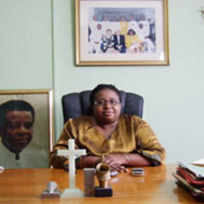 peace-desk-200-web.jpg